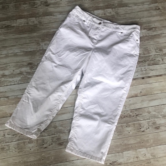 Westbound capris Clearance